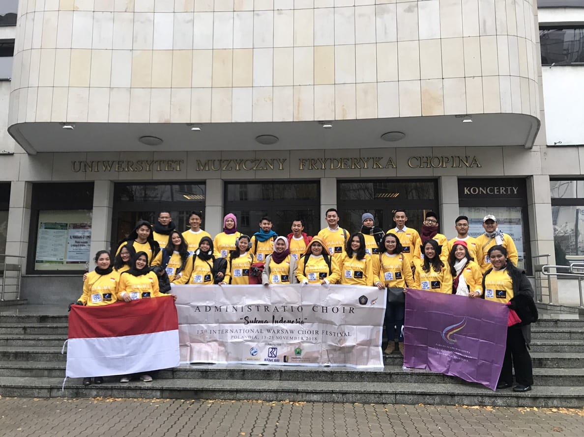 Tim paduan suara Fakultas Ilmu Administrasi (FIA) Universitas Brawijaya (UB) Administrasio Choir saat di International Warsaw Choir Festival 2018. (Foto: Dokumentasi Administrasio Choir)   