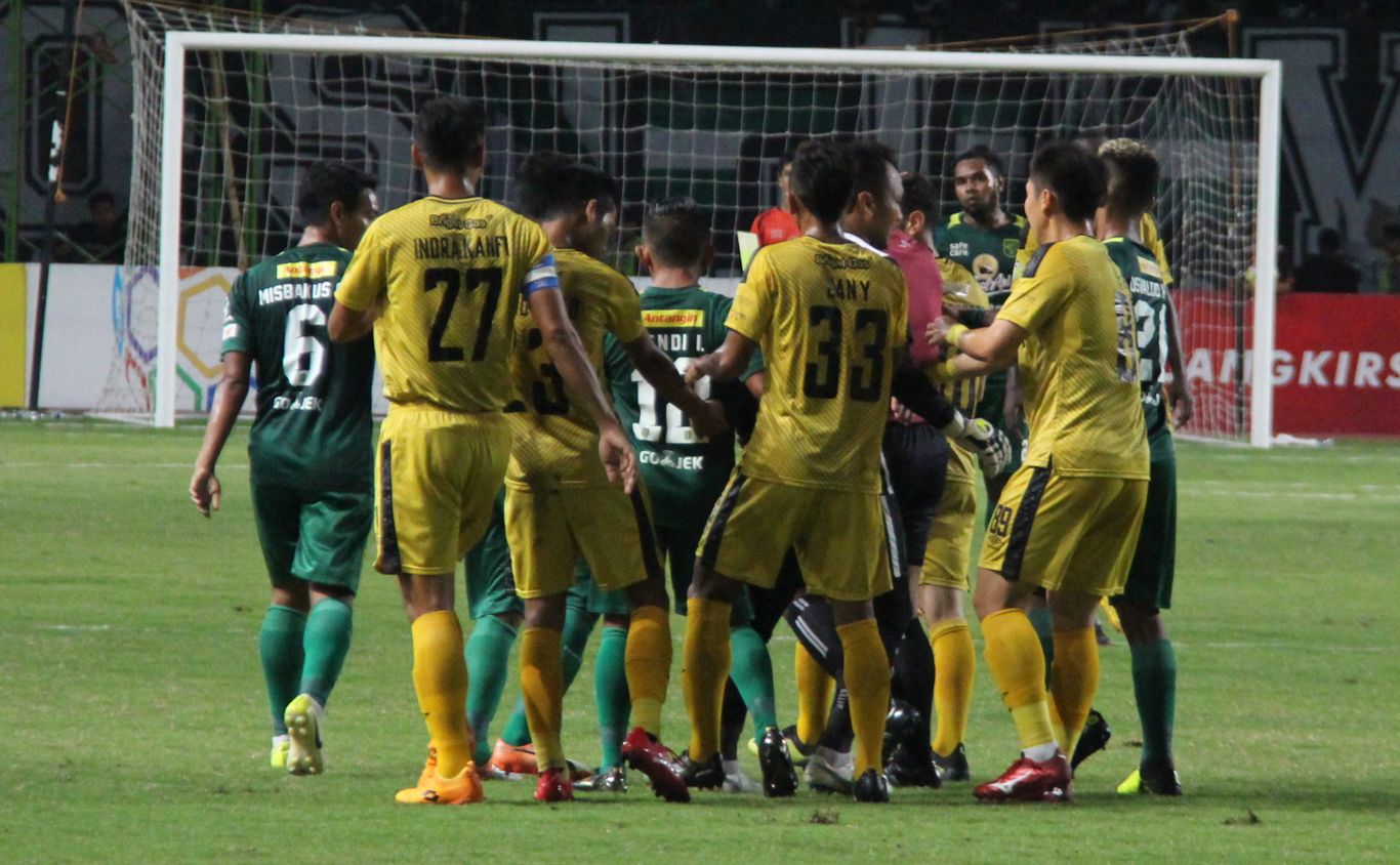 Persebaya vs Bhayangkara, Senin 26 November 2018. (foto: Haris/ngopibareng)