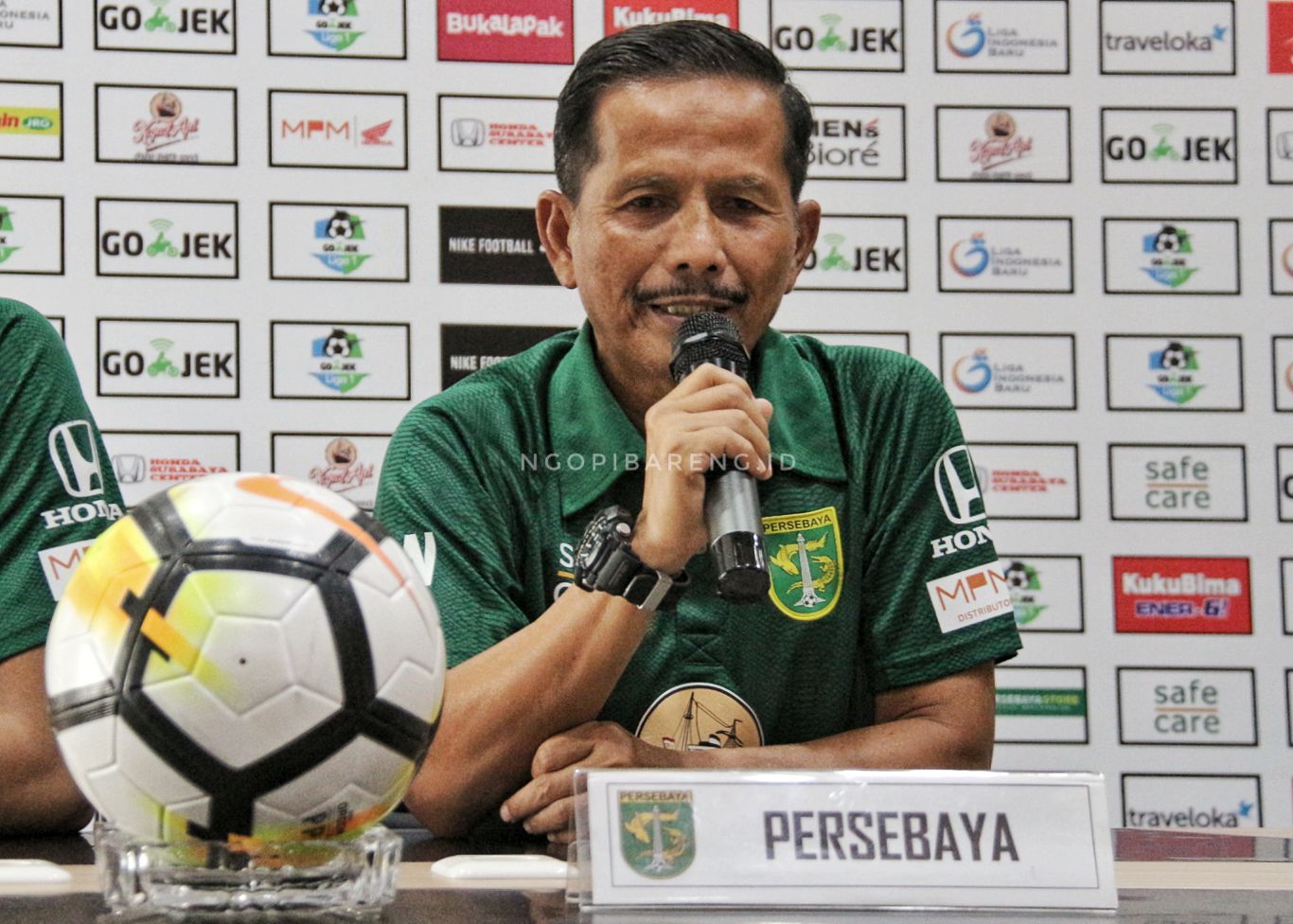 Pelatih Persebaya, Djajang Nurdjaman. (foto: Haris/Ngopibareng)