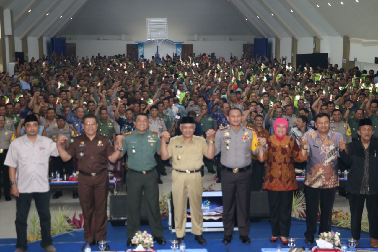 Rapat koordinasi kamtibmas dalam rangka kesiapan Pemilihan Umum 2019. (Foto: Umar/ngopibareng) 