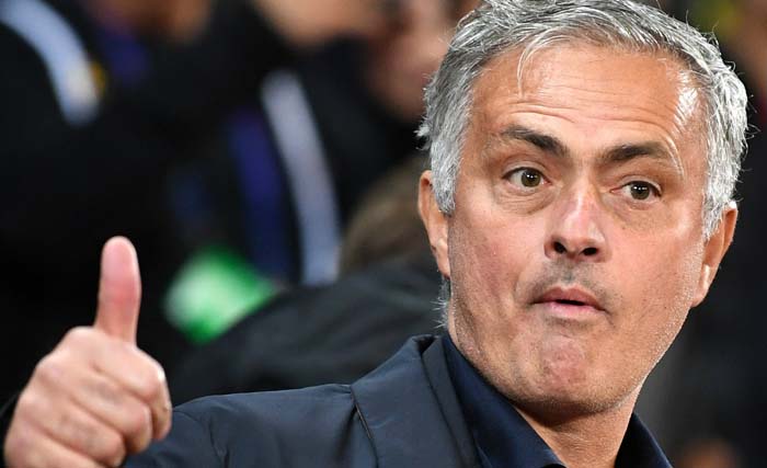 Pelatih Manchester United, Jose Mourinho. (Foto: AFP)