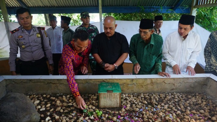 Mereka berziarah... foto:kemenpar