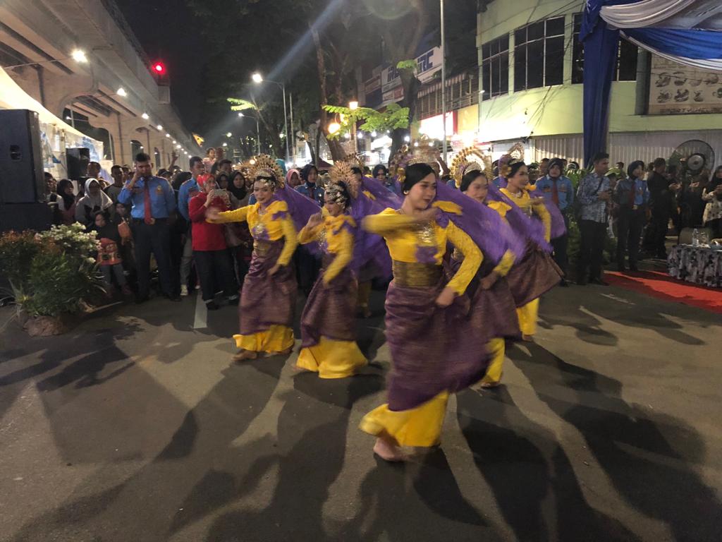 Budaya jadi pintu pembuka jalur wisata. foto:pesonaindonesia