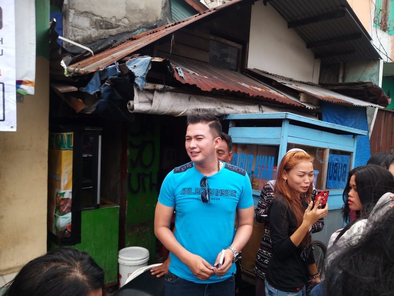 Kasus ini berawal saat Mandala Shoji dan caleg PAN lainnya, Lucky Andriani melakukan tatap muka dengan warga di Pasar Gembrong Lama, Jakarta Pusat