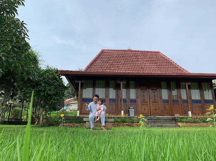 Ruben Onsu bersyukur setiap kejadian yang menimpa keluarganya tidak sampai memakan korban.