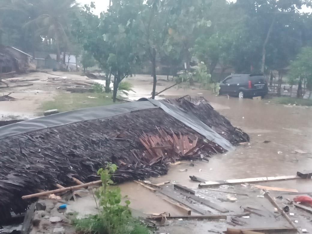 Dampak Tsunami yang menerjang selat Sunda. Foto: BNPB