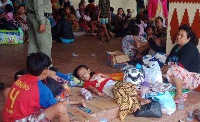 Anak-anak pengungsi korban tsunami di kantor Pemprov Lampung. (Foto:Antara)