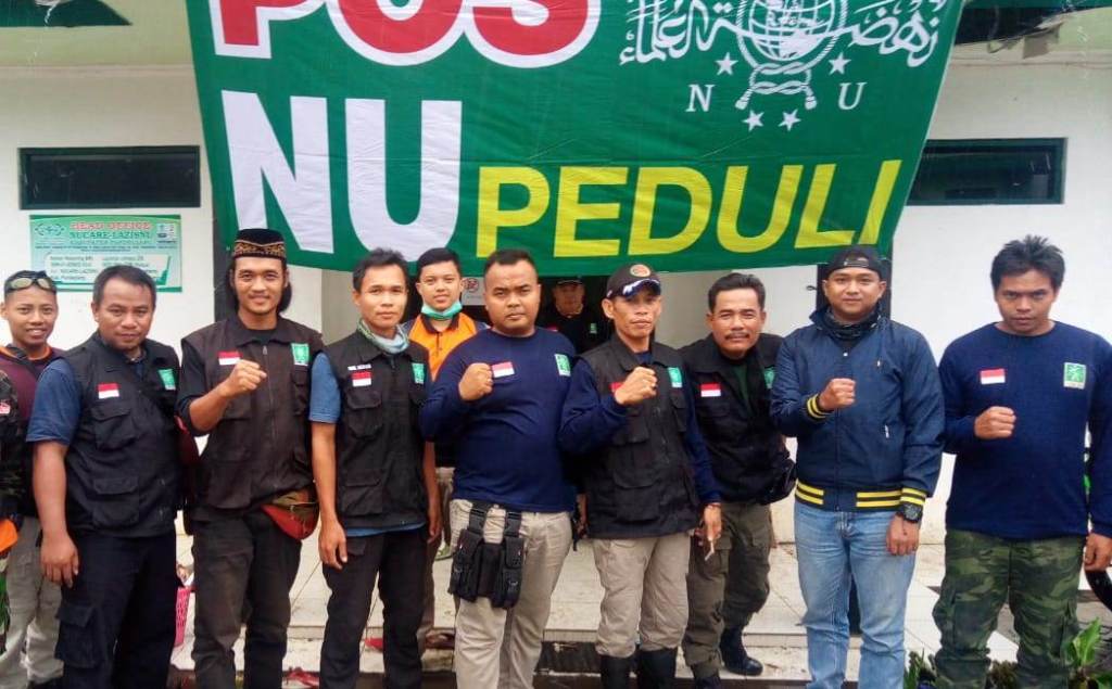 Elemen NU dan kader muda NU Jawa Tengah terlibat langsung di lokasi bencana. (Foto: nu for ngopibareng.id)