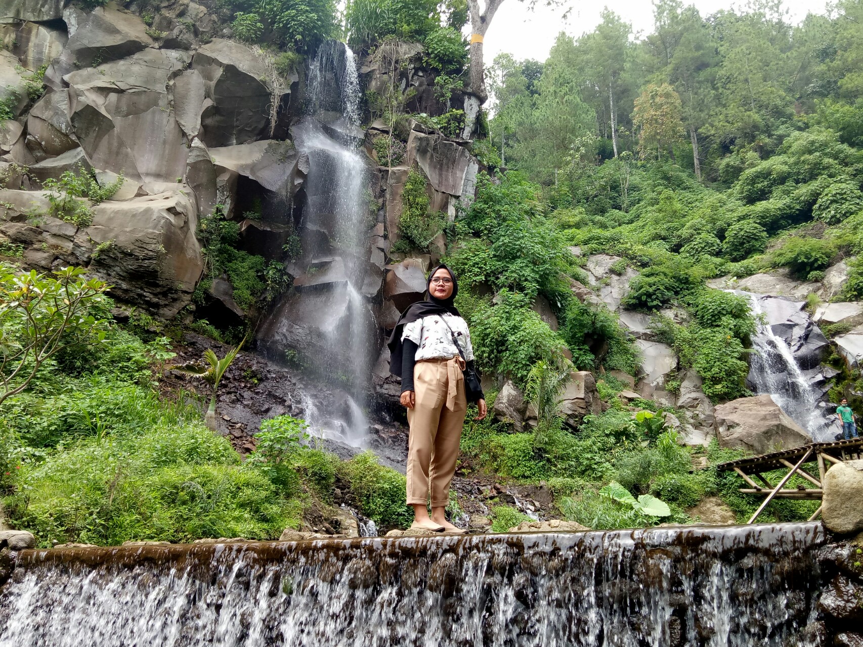 Air terjun Coban Putri. (Foto: Umar/ngopibareng.id)