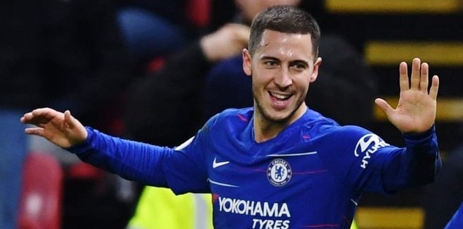 Eden Hazard sedang dalam dilema. Karena selain ingin bergabung dengan Real Madrid, pemain Berlgia ini juga tak ingin menyakiti Chelsea. (Foto: Twitter/@hazardeden10)