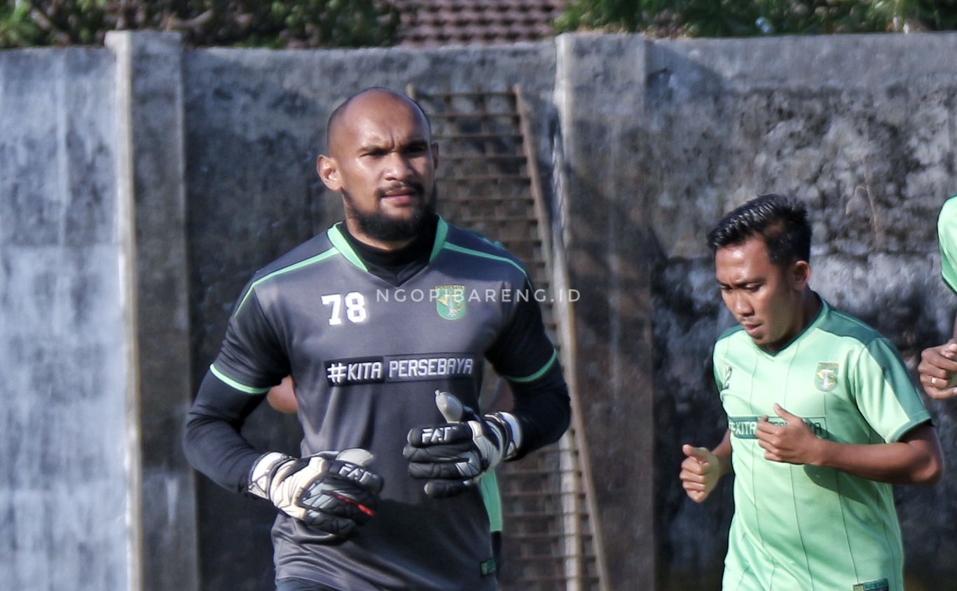 Kiper Persebaya, Alfonsius Kelvan. (Foto: Haris/ngopibareng.id)