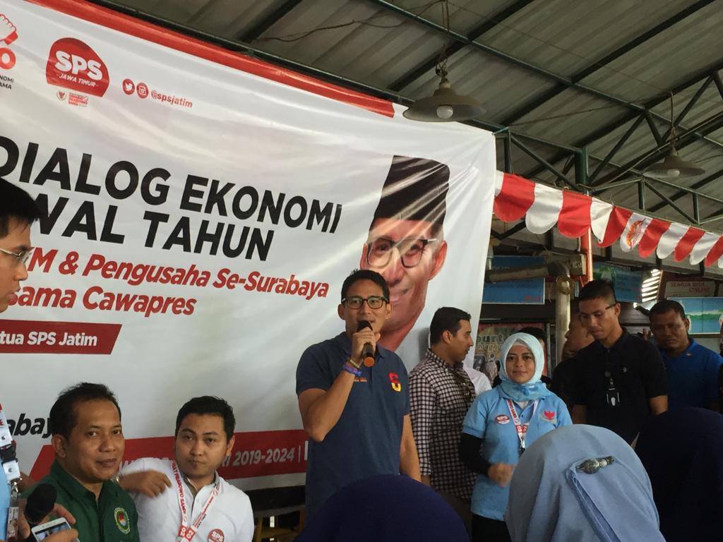 Sandi, saat menghadiri Dialog Ekonomi Awal Tahun bersama UMKM se-Surabaya di Food Court, Jalan Urip Sumoharjo, Selasa 1 Januari 2019. (foto: farid/ngopibareng.id) 