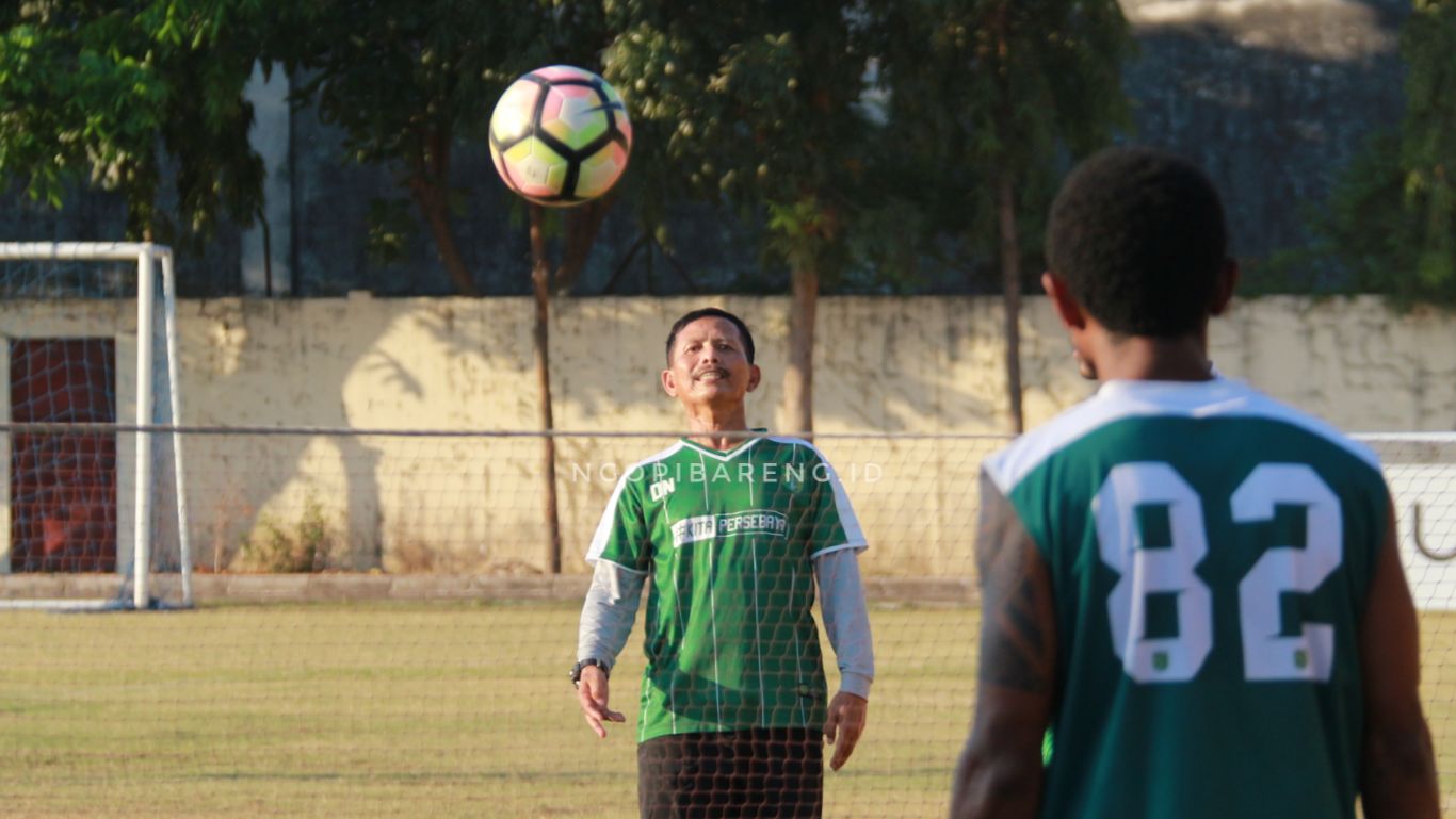 Pelatih Persebaya, Djajang Nurdjaman. (foto: Ngopibareng)