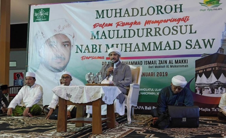 CERAMAH: Dr. Syaikh Muhammad Al-Maliki. (Foto: nu-bali for ngopibareng.id) 