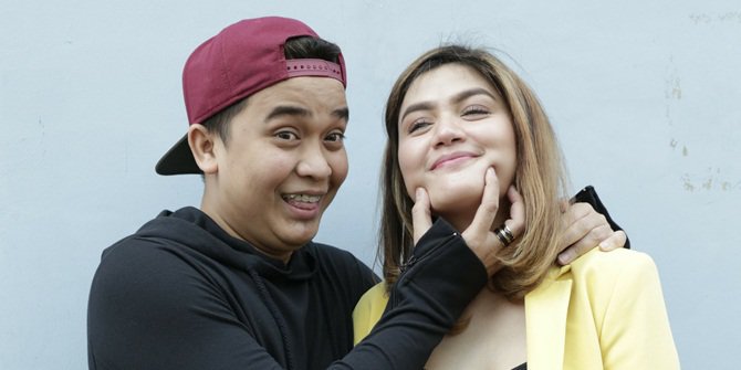 Pasangan Hilda Vitria dan Billy Syahputra.