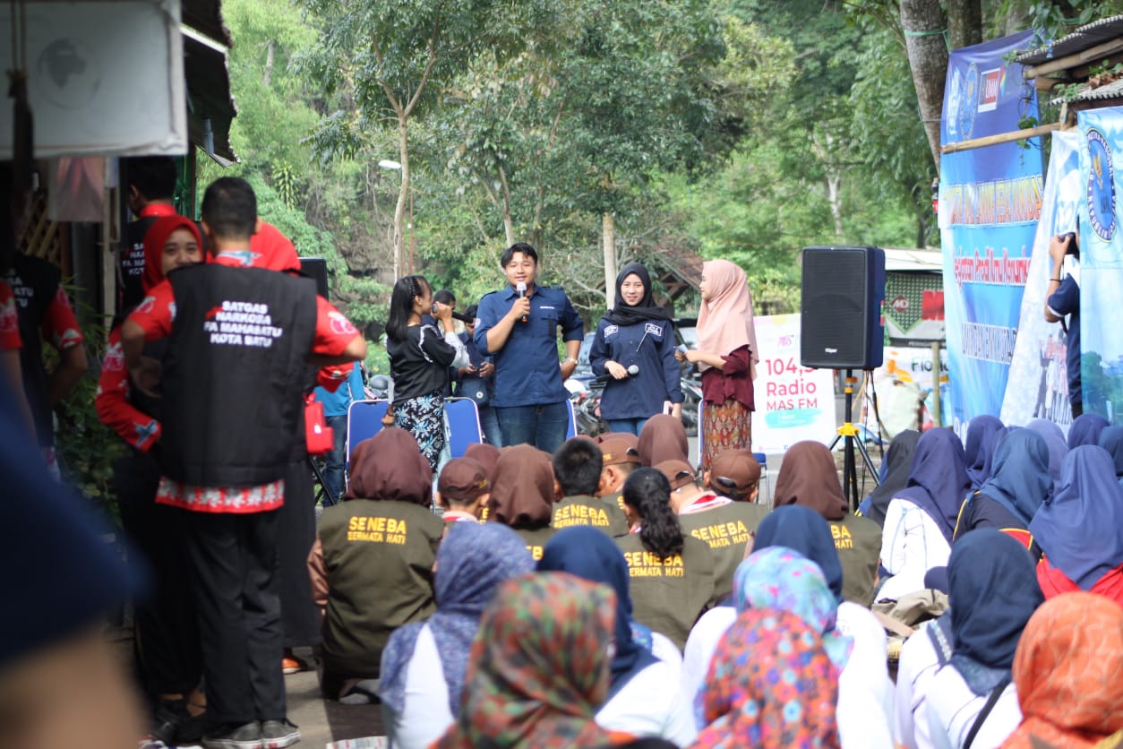 Sosialisasi terkait penyalahgunaan narkoba di kawasan Kalilanang Kota Batu, Sabtu 5 Januari 2019. (Foto: Humas UMM)