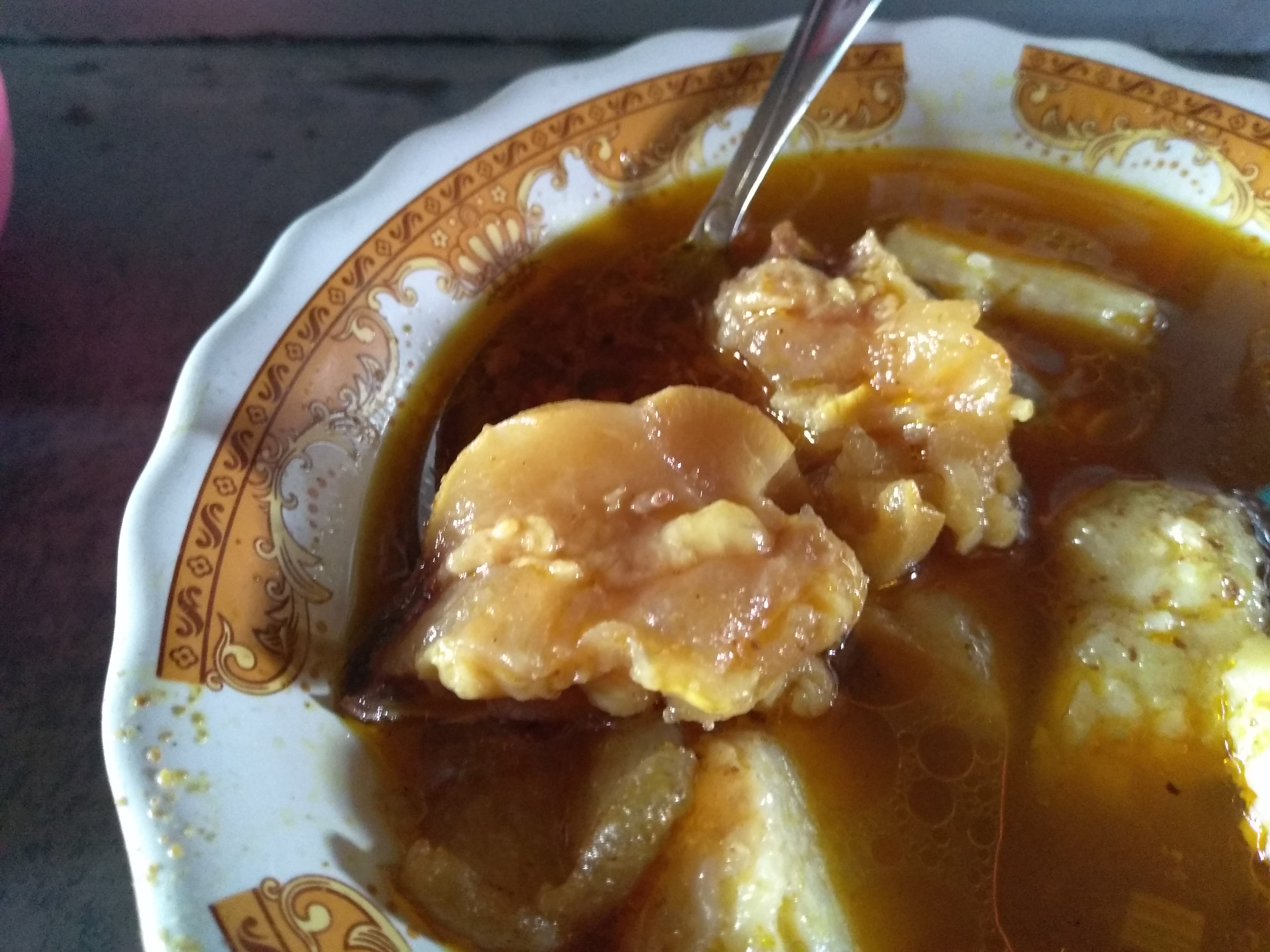 Potongannya bikin lidah ser serrrrr. (Foto:Widi/ngopibareng.id)