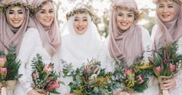 YANG IDEAL: Muslimah ideal yang didambakan.