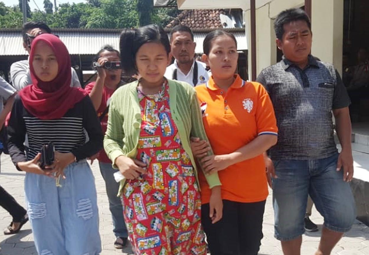 Novi Anggraini, korban penganiayaan diungsikan ke Lumajang. (Foto: Ikhsan/ngopibareng.id)