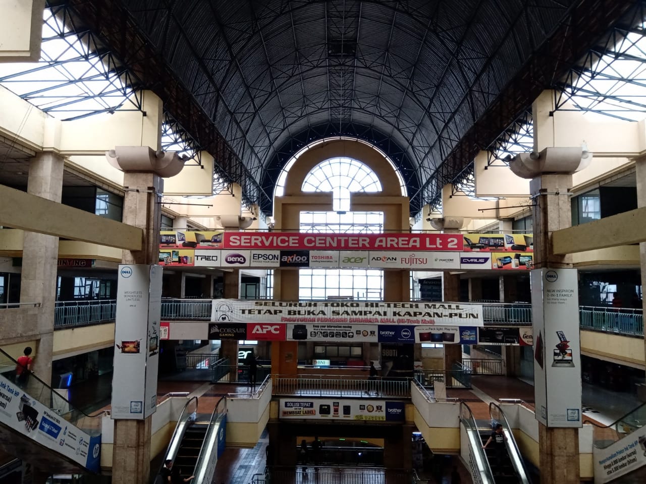 Suasana Hi Tech Mall Surabaya. (Foto: Farid/ngopibareng.id)