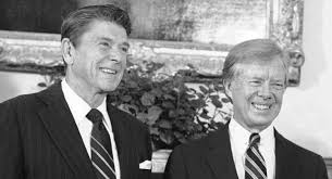 Presiden Ronald Reagan dan Jimmy Carter.