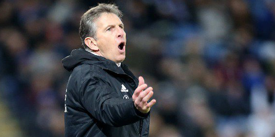 Andai kalah lagi dari Wolverhampton, Claude Puel bisa jadi dipecat. (Foto: Twitter/@LCFC)