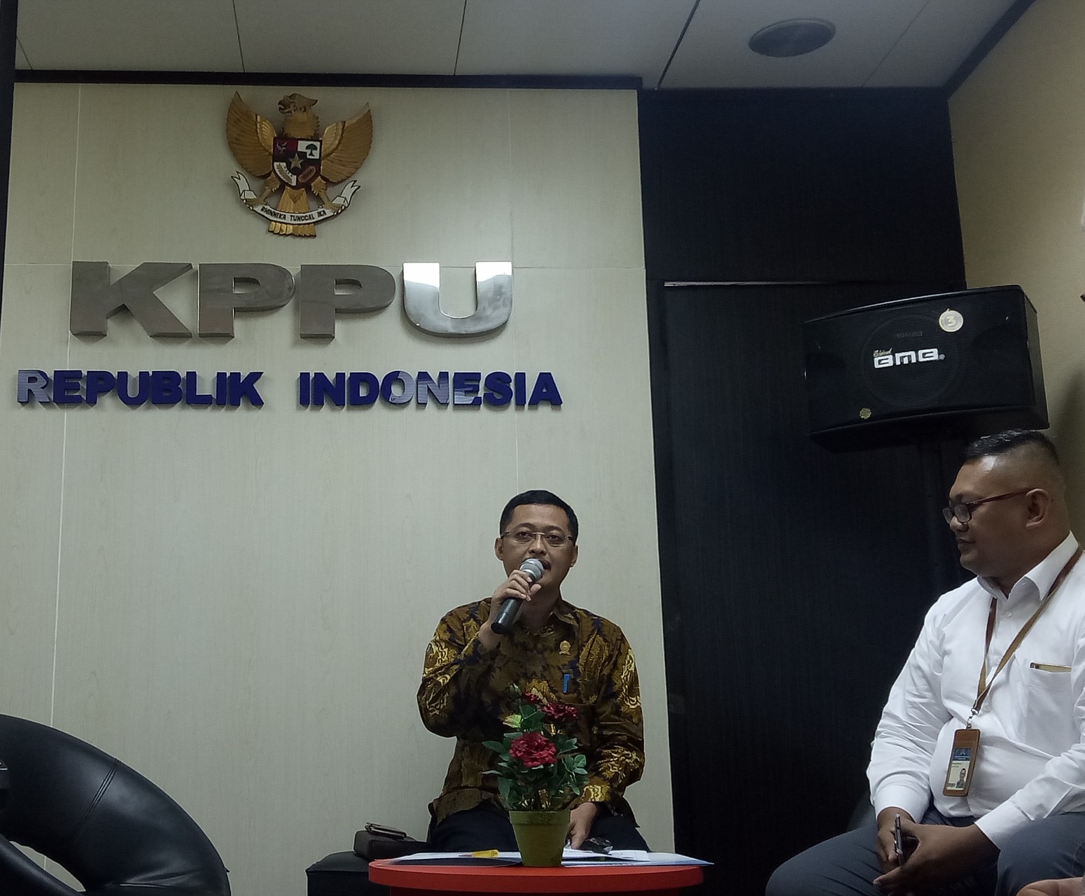 Afif Hasbullah didamping Dendy R. Sutrisno dalam Jumpa pers, Rabu 15 Januari 2018 (Foto:Pita/ngopibareng.id)