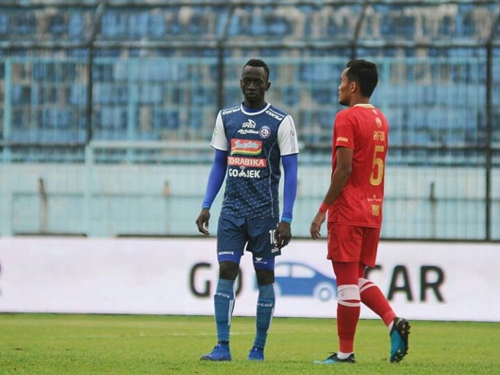 Makan Konate. (Foto: instagram @aremafcofficial)