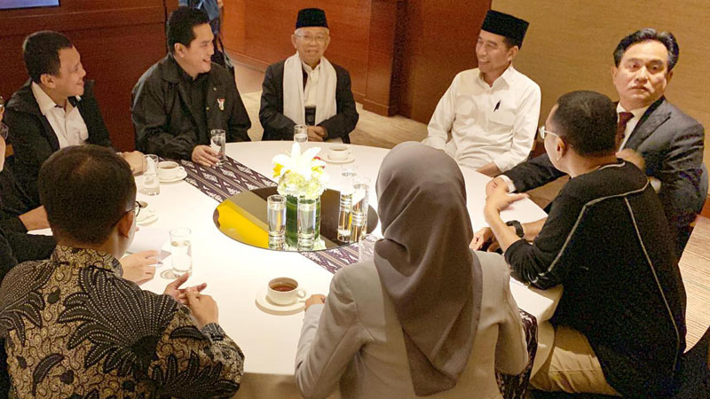 PERSIAPAN: Capres - cawapres Jokowi-Ma'ruf Amin ketika persiapan debat. (foto: kma for ngopibareng.id)