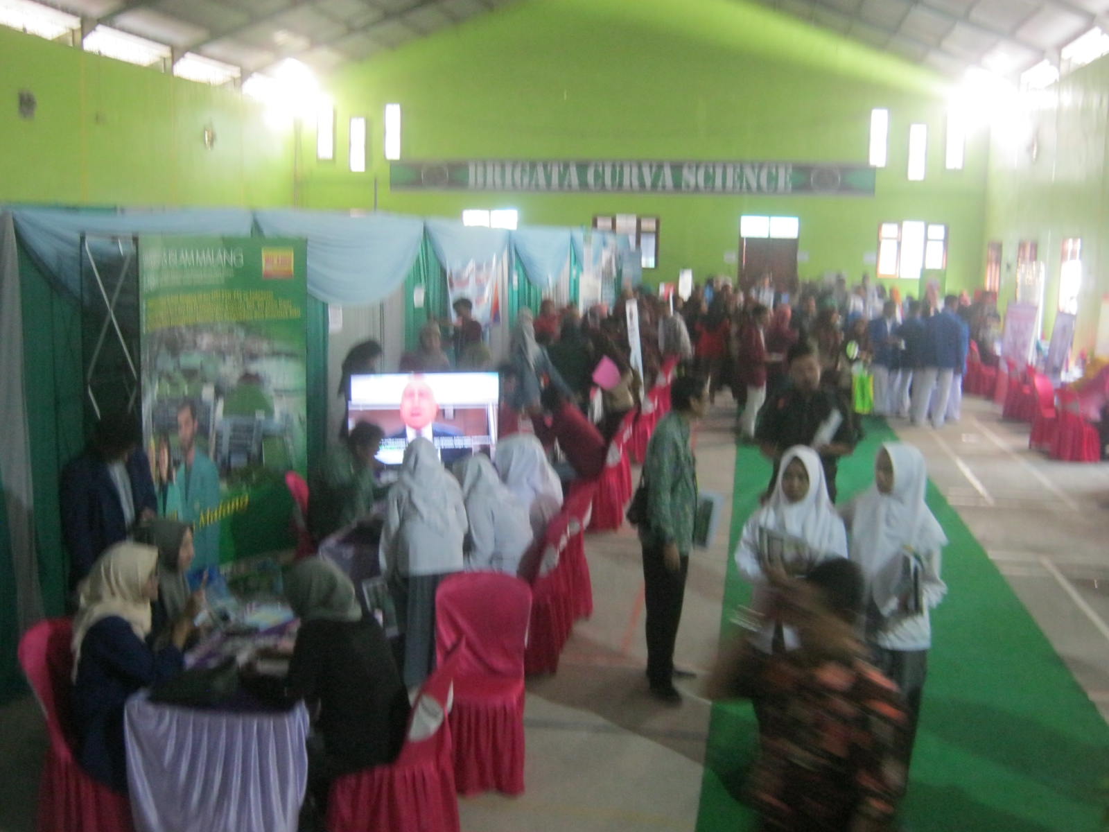 40 Universitas menyemarakkan Career dan College Day di MAN2 Lamongan (Foto:Totok/ngopibareng.id)