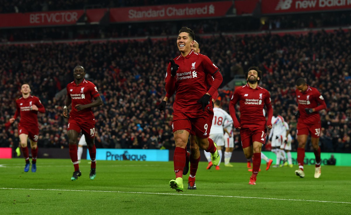 Firmino mencatatkan namanya dalam sejarah Liverpool. (Foto: Twitter/@LFC)