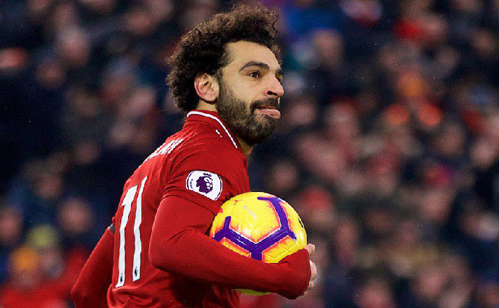 Cetak dua gol ke gawang Crystal Palace saat menang 4-3 di pekan ke-23, Mo Salah jadi top scorer sementara Premier League. (Foto: Twitter/@LFC) 