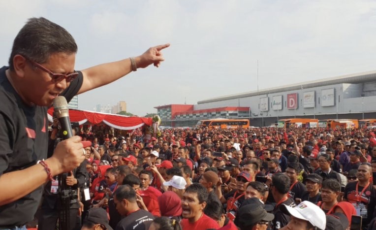 Sekjen PDI Perjuangan ketika berada di salah satu kampanye PDI Perjuangan. (Foto: dok/antara)