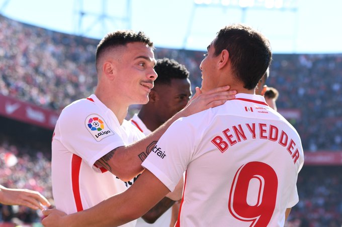 Sevilla menghancurkan Sevilla 5-0 pada laga pekan ke-21 La Liga. (Foto: Twitter/@SevillaFC)