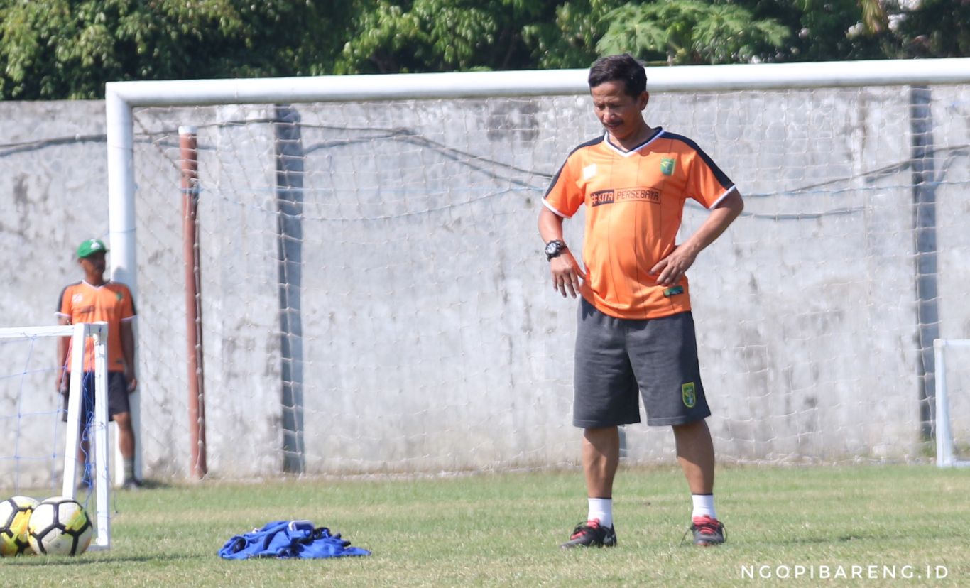 Pelatih Persebaya, Djajang Nurdjaman. (foto: haris/Ngopibareng)