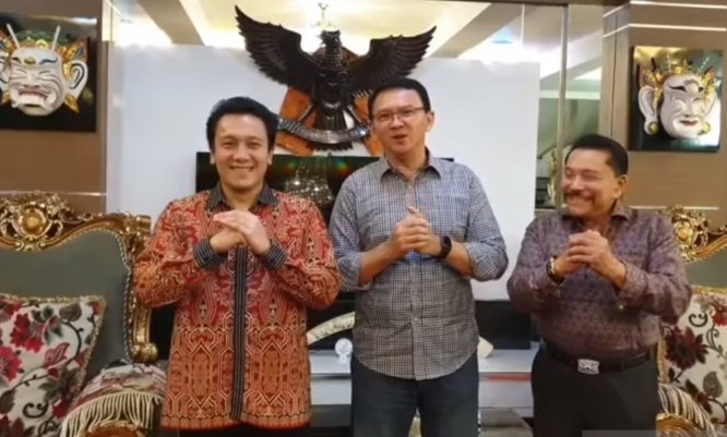 Basuki Tjahaja Purnama (tengah) bersama Hendropiroyo (kanan) dan Diaz Hendropriyono. (Foto: instagram)