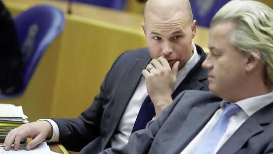Joram van Klaveren bersama Geert Wilders. (Foto: curtesy of nd handelsblad)
