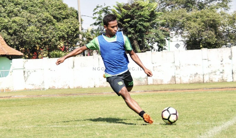 Pemain Persebaya Osvaldo Haay. (foto: Haris/ngopibareng.id)