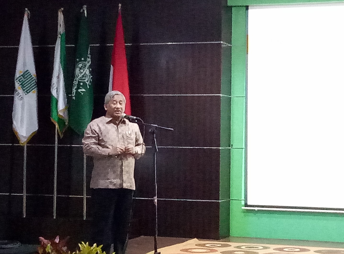 Mohammad Nuh saat menjadi keynote speaker acara sarasehan Hari Pers Nasional Kamis, 7 Februari 2019 (Foto: Pita/ngopibareng.id)