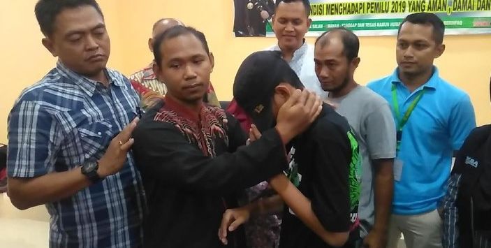 Guru Nur Halim memaafkan muridnya yang sempat berperilaku tidak sopan.