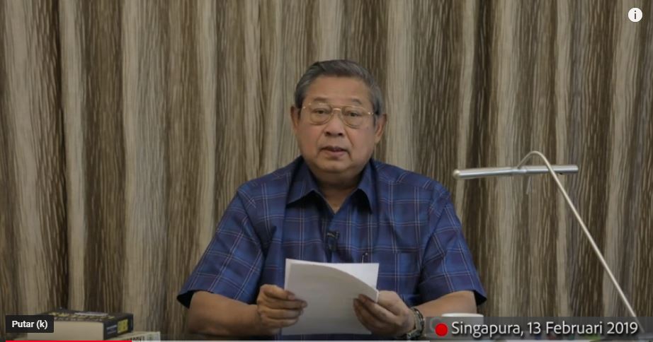 Susilo Bambang Yudhoyono (SBY) ketika memberikan keterangan tentang sakit yang diderita istrinya, Ani Yudhoyono. (Foto: capture/youtube)