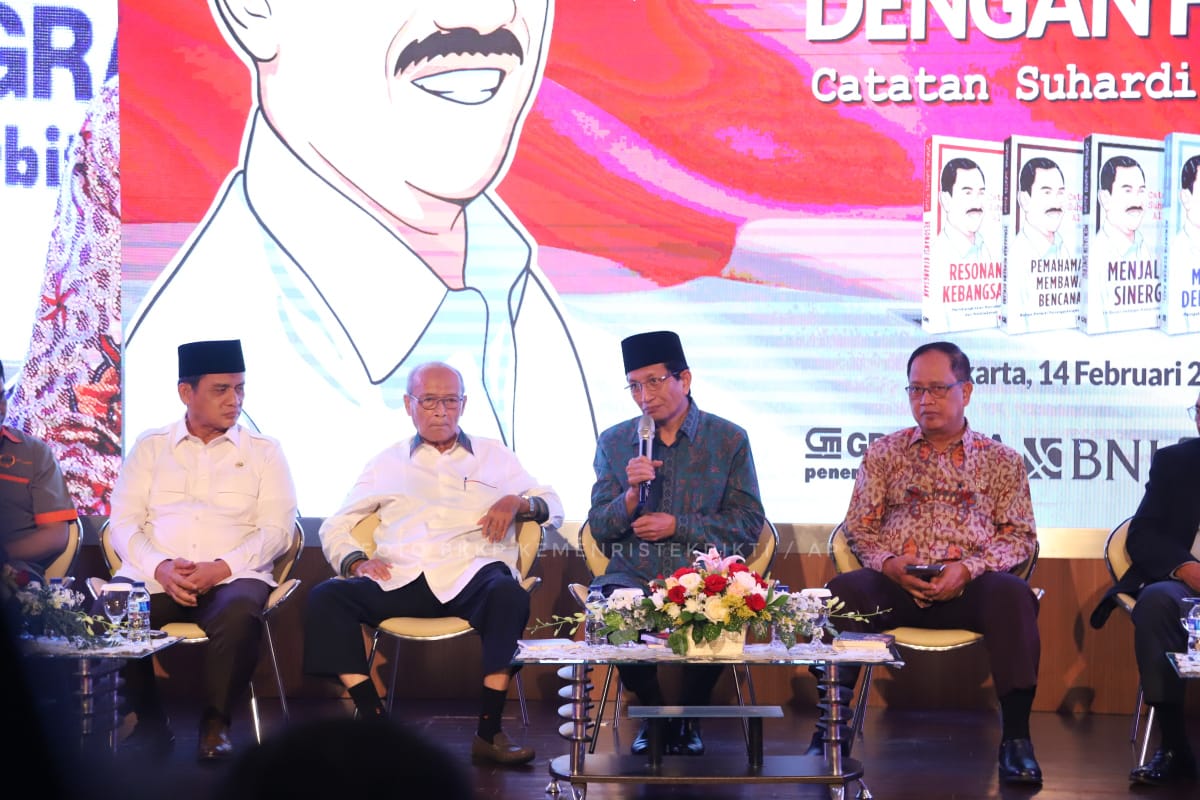 Imam besar Masjid Istiqlal, Nasarudin Umar menjadi salah satu pembicara bedah buku ketua BNPT Suhardi Alius.(Foto: Asmanu/ngopibareng.id)