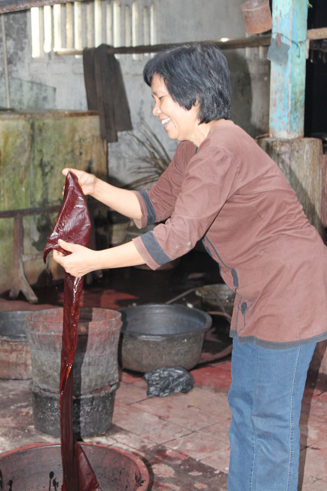 Berbagai motif batik berhasil dikembangkan oleh keluarga Saji