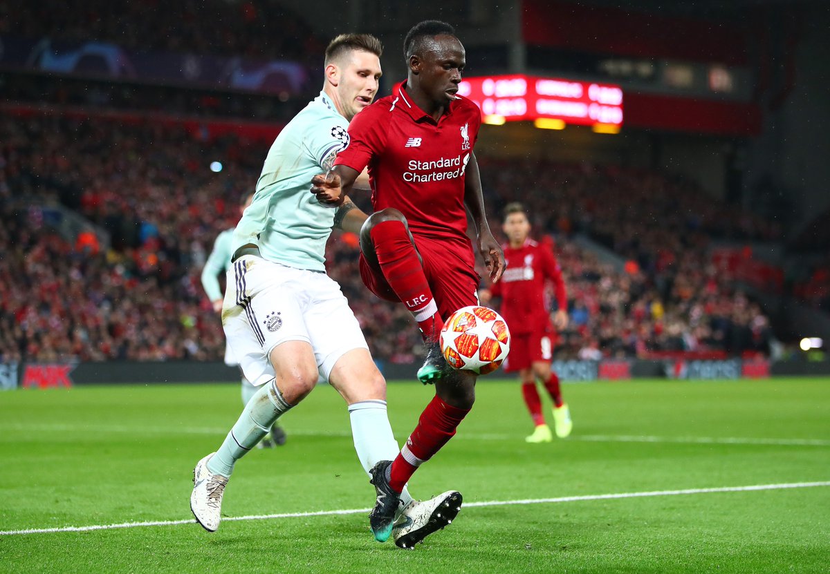 Aksi Sadio Mane saat Liverpool meladeni Bayern Munchen di babak 16 besar Liga Champions. (Foto: Twitter/LFC)