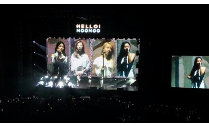 MAMAMOO menyapa penggemar, Moomoo, di Tennis Indoor Senayan, Jakarta Pusat, pada Sabtu 23 Februari 2019