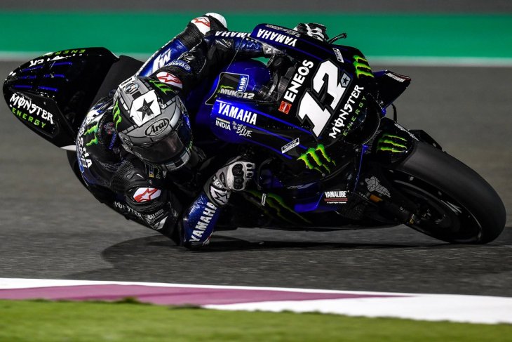 Maverick Vinales menjalani tes pramusim di Sirkuit Losail, Qatar, Sabtu (23/2/2019). (Foto: Twitter.com/MotoGP)