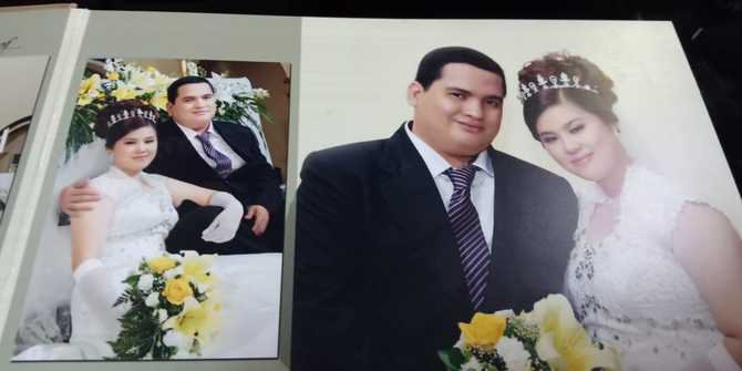 Foto pernikahan FX Eko Hendro Prayitno dan Theresia Shirley Chandrawati Rahmat.