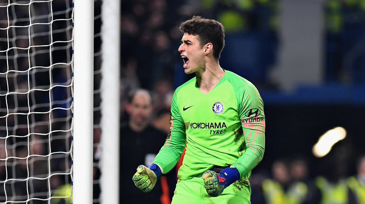 Menolak diganti, Maurizio Sarri sempat berang pada kipernya, Kepa Arrizabalaga. (Foto: Twitter/@Kepa_46)