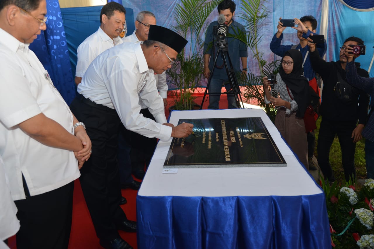 Mendikbud Resmikan Gedung Pusat Arsip Kemendikbud yang baru, Senin, 25 Februari 2019. (Foto: Kemendikbud for ngopibareng.id)