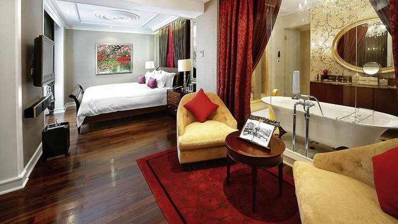 Kamar Grand Prestige Suite.